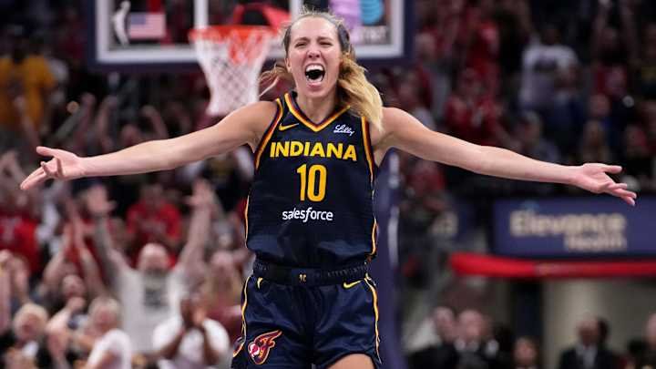images_ImagnImages_mmsport_indiana_fever_on_si_01jqvhskp79pjvafrxfe
